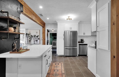 Lakewood House | Stylish Mid-Century Home with Pool, Game Room & Spa