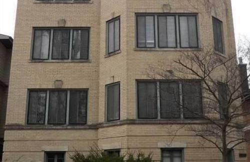 North Evanston Apartment | Exquisite Mid Century Apartment with Oceanfront Views