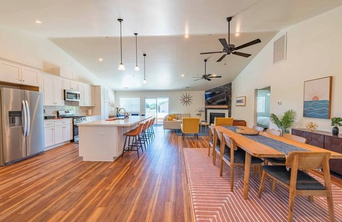 Paso Robles House | Mid-Century Mod Ranch in Beautiful Wine Country Escape