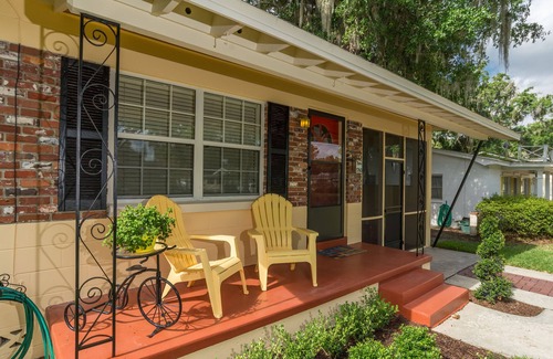 Winter Park Cottage | Guest Rated: 9.8 Mid Century Modern Cottage in Winter Park