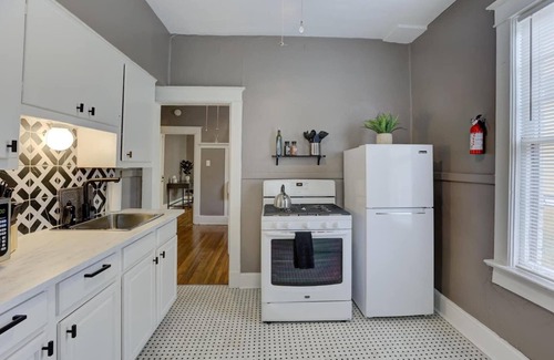 Midtown Apartment | Stylish Midtown Apartment with Breakfast & Pet-Friendly Stay