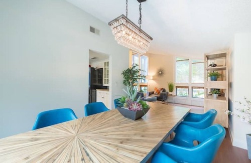 Orlando House | Mid-century Modern Villa with Pool, 10/10 Guest Rated