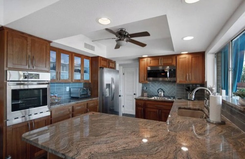 Moonridge Estates House | Beat the Heat: Relaxing Pool, Mini Golf & Ocean Views