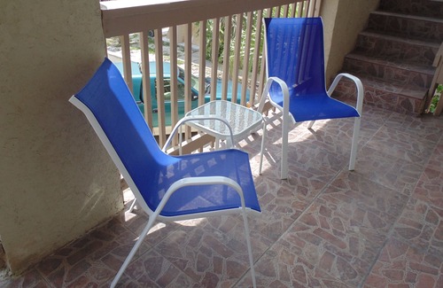 South Padre Island Condo | Cozy Oceanfront Condo with Keyless Entry & Free WiFi