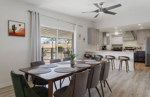 Tempe House | Mid Mod Tempe: Heated Pool & Prime Scottsdale Location
