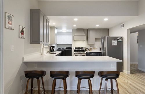 Tempe House | Mid Mod Tempe: Heated Pool & Prime Scottsdale Location