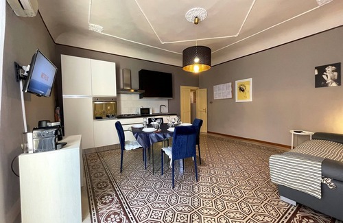 Agrigento Apartment | Guest Rated 10/10: Mid Modern Akragas Home with Sea View