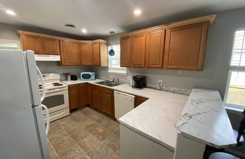Joplin House | Convenient Stay Near Hospitals & Industries in Joplin