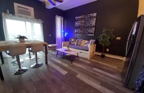 Union City Apartment | Prime 4 BR Near NYC with Wheelchair Access & Family Amenities
