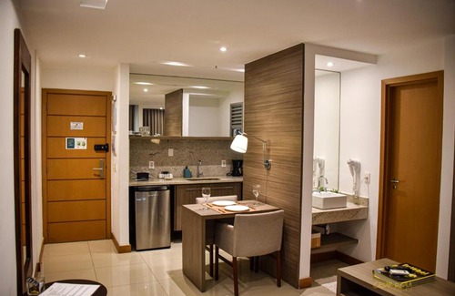 Jacarepagua Apartment | Top-Rated Midas 712: Pool, Breakfast & Netflix Await