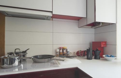 Avoti Apartment | Midcentury modern, quiet, 40m studio with bath