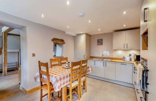 Litton Cottage | Cozy 2-Bedroom Stay in Litton, Near Buxton for Families