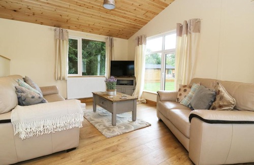 Kiplin House | Explore Middlesex Lodge, Richmond - 4-Star Family Haven
