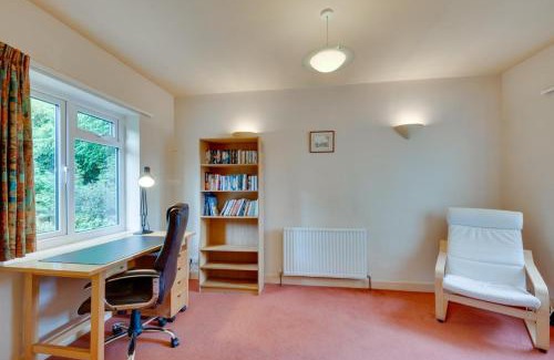 Ilkley House | Family-Friendly Retreat at Middleton View - Rated 10/10