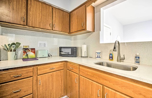 Leonardo House | Beachside Retreat in Middletown Township with Spa & Pool