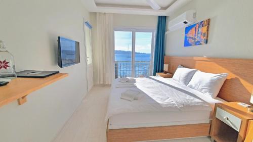 Foca Hotel | Oceanfront Retreat at Midilli Konak Foca for Families