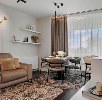 Aviatiei Apartment | Top-Rated Mido Bird Apartment with Kitchen & Private Parking