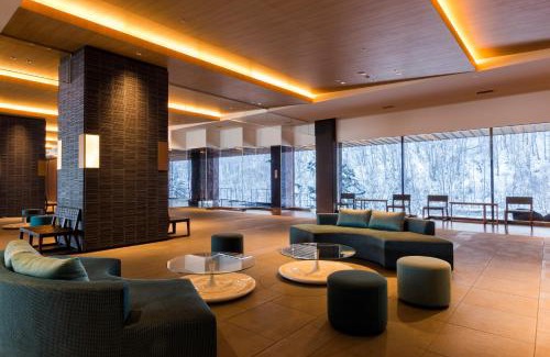 Kitayuzawa Onsen Hotel | Relax at Midorinokaze Resort Kitayuzawa with Hot Tub Access