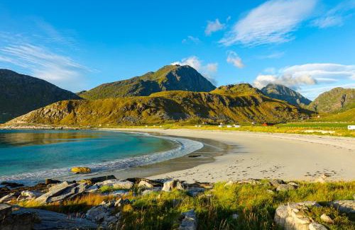 Bostad Apartment | Discover Lofoten: 4-Star Beachfront Retreat with Ocean Views