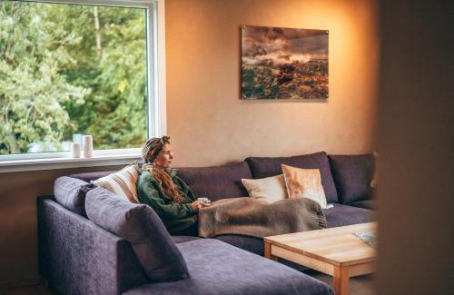 Bostad Apartment | Discover Lofoten: 4-Star Beachfront Retreat with Ocean Views