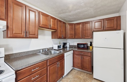 Parma Apartment | Midtown 3602I Cozy & Comfy I Free Parking