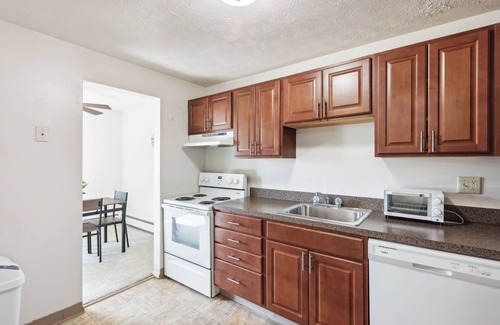 Parma Apartment | Midtown 3602I Cozy & Comfy I Free Parking