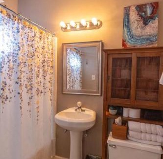 Midtown Apartment | Chic Midtown Bohemian Retreat - 4 Star Stay, Rated 9/10
