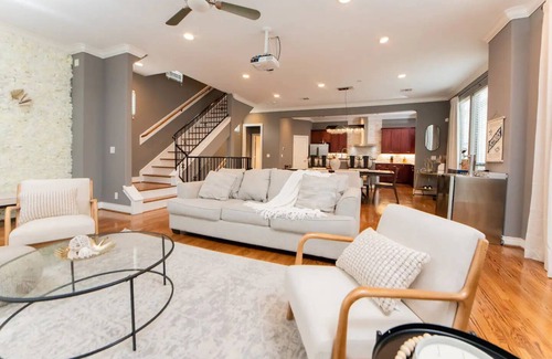 Midtown House | Midtown Houston Townhome: Ideal for Downtown Exploration!