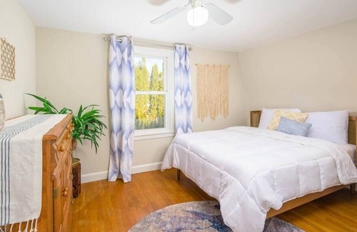 Appleton House | Cozy Midtown Mainstay: Pet-Friendly with Top Amenities