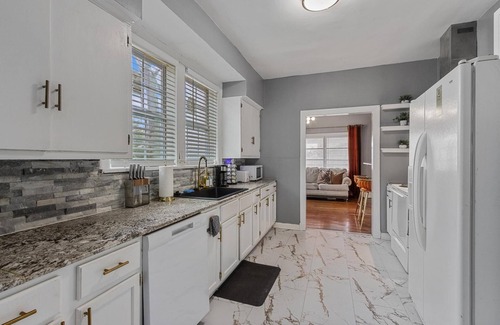 Vollintine-Evergreen House | Midtown Retreat: Pet-Friendly Escape with Private Deck