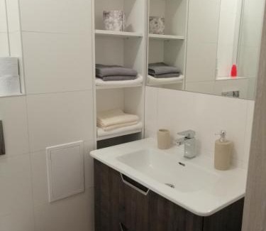 Swidnik Apartment | Family-Friendly Mieszkanie Świdnik with High Guest Ratings