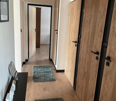 Uniejow House | Family-Friendly Stay at Mieszkanie na Osiedlu Siedemsetlecia