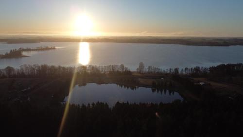 gmina Srokowo Apartment | Scenic Getaway: Rydzówka Lakefront with Private Beach