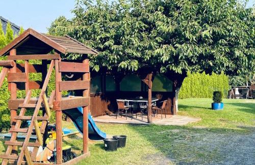 Ilawa House | Idyllic Lakefront Retreat with Pet and Child-Friendly Amenities