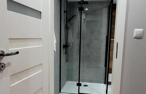 Goldap Apartment | Pet-Friendly Retreat by the River with High Guest Ratings