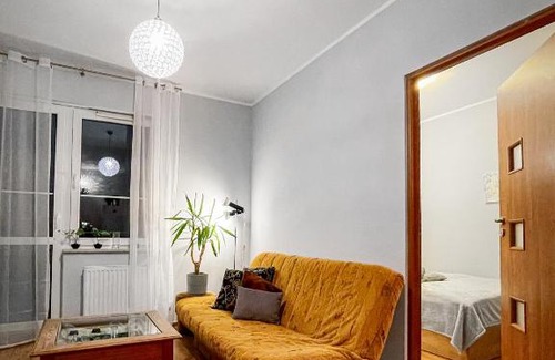Rumia Apartment | Pet-Friendly Mieszkanie Rumia: Guest Rated 10/10 Stay