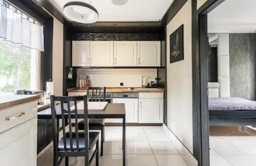 Charlottenburg-Wilmersdorf Apartment | Pet-Friendly Miet-Kamp: Unique Design near Messe with Ocean View