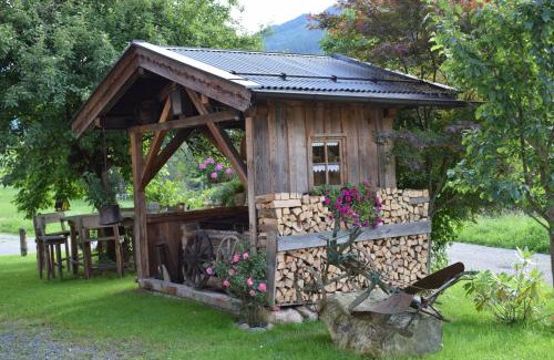 Kelchsau Apartment | Experience Comfort at Migglwieshof: Rated 9/10 for Families