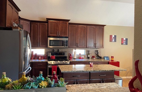 Pflugerville House | Discover Mighty Pfine: Family-Friendly with Pool Access