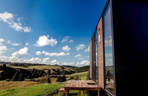 Te Akau House | Pet-Friendly Escape at Mighty Tiny House 2 | Rated 9/10