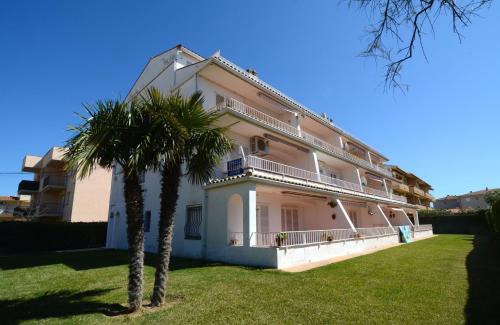 Els Griells Apartment | Pet and Child Friendly Stay at Migjorn Munt 1-1