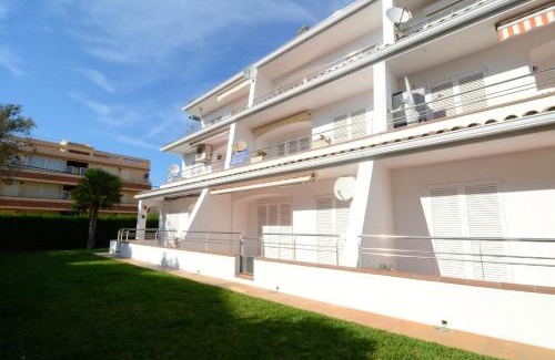 Els Griells Apartment | Pet and Child Friendly Stay at Migjorn Munt 1-1