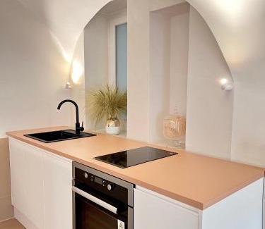 Carnot - Gailleton Hotel | MiHotel Comte: Family-Friendly with Breakfast Included