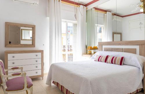 La Cala de Mijas House | Family-Friendly Stay at Mijas Beach House with Parking