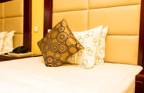 Lusaka Hotel | Inviting Stay at Mika Convention Center with Pool & Spa
