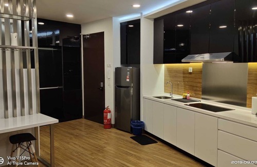 Seri Kembangan Condo | Enjoy Family-Friendly Comfort at Mika Guest House