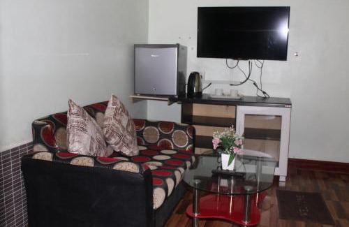 Thimarafushi House | Relax at Mikado Surf Camp - Oceanfront Pet-Friendly Retreat