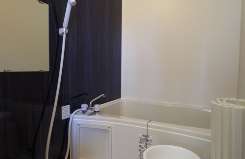 Mie Prefecture House | Eco-Friendly Mikan Hotel: Pool, Breakfast & Family Comfort