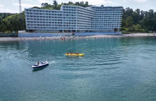 Kobuleti Apartment | MIKASA Studio: Oceanfront Getaway with Family-Friendly Amenities