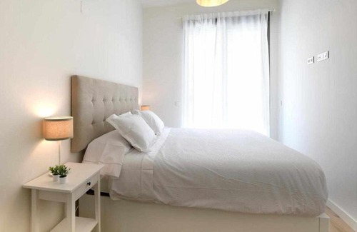Zaragoza Old Town Apartment | Mike House: Stay in the Heart of Zaragoza, Rated 9.5/10